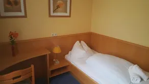 Hotel Restaurant Ratskeller Lüchow - Image 5