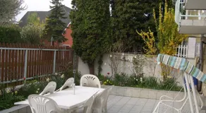 Ádi-Ida Lak - Image 3