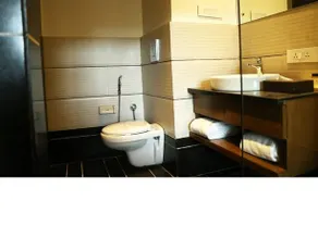 Woodcreek Resort & Spa - Image 5