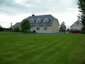 Ashfield House - Image 2