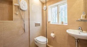 Chocolate Box Cottage - Image 3