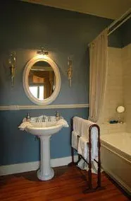 Brugsche Suites - Luxury Guesthouse - Image 4