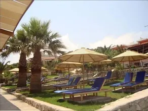 Galazia Limni - Image 4