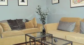 Upper Beach Apartment - Image 3