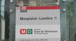 Le Petit Lumiere - Image 3