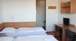 Szie Student Hotel - Image 2