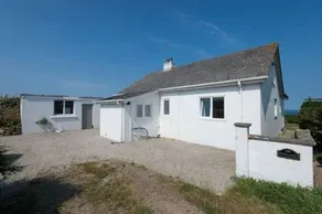 Dunroamin Sennen Cove - Image 2