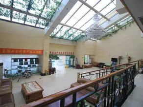 Long Icland Century Hotliday Inn - Image 2