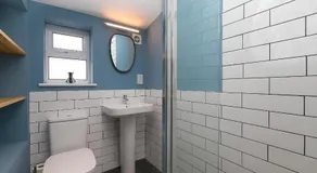 7 Trenwith Square - Image 5