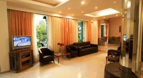 Hotel Adonis - Image 2