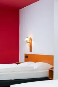 Century Hotel Antwerpen Centrum - Image 2