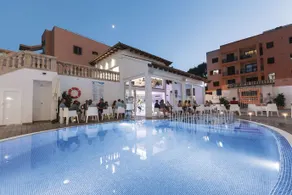 R2 Bahia Cala Ratjada Design Hotel - Image 4