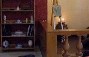 Stain Glass Cottage - Image 3