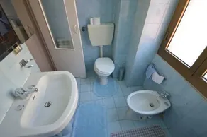 In Centro Apartment - Image 2