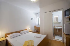 Bisevo - Image 4