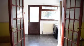 House Stay in Bangor North Wales - Image 5