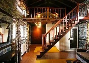 Gioras Hotel - Image 3