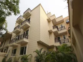 FabHotel Aksh Palace DLF Phase 2 - Image 2