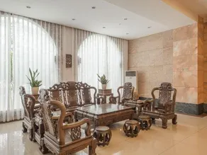 Phoenix Hotel - Image 2