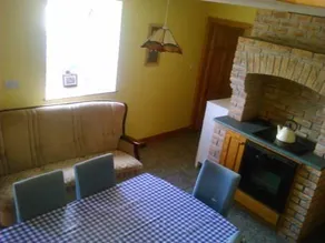 Ploughmans Lodge - Image 1