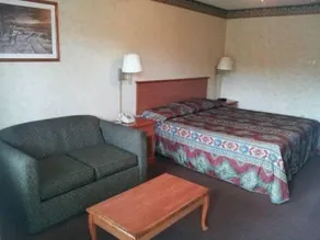 Deerfield Inn Humboldt - Image 5
