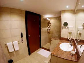 Royal Tulip Beach Resort - Image 2