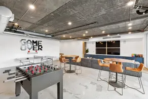 One Lux Stay at G8 - Image 4