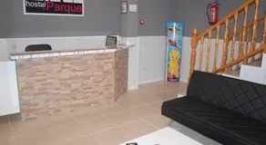 Hostal El Parque - Image 2