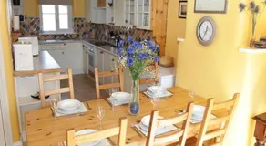 Ollie's Cottage - Image 2