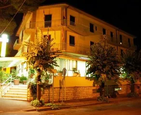 Hotel Villa Rita - Image 5