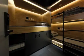 Roomlord Capsule Hotel - Image 3