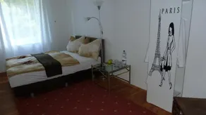 Lemmerer Homestay - Image 5