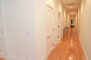 Walnut Street Stunning 3 Bedroom - Image 2