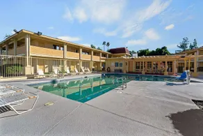 La Quinta Inn by Wyndham Phoenix North - Image 4
