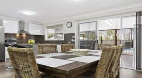 Currambene Cottage - all about location - Image 3