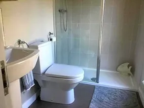 Debran Lodge - Image 5