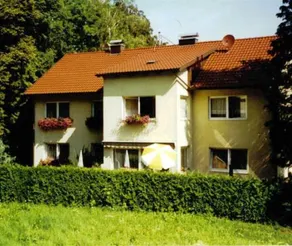 Sylvia Pension - Image 1