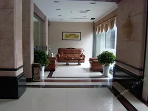 Yangzhou Yuanjin International Hotel - Image 4