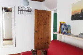 Peruzzi House - Image 3