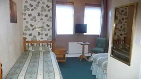 Arden Court - Image 4