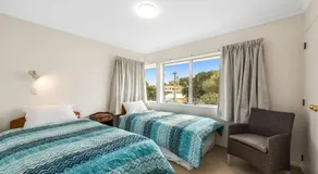 Central at the Mount - Mount Maunganui Holiday Home - Image 4