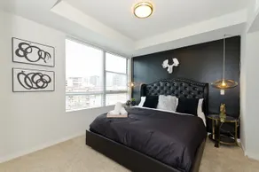 VIP Downtown LA 5BD Penthouse Suite - Image 1