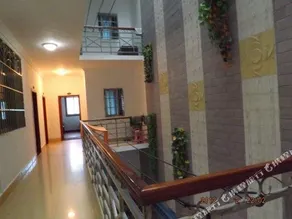 Shuishang Renjian Hotel - Image 4
