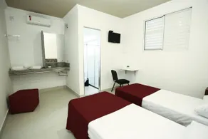 Hotel Economy - Image 5