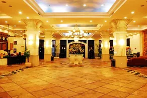 Sanya Huayuan Hot Spring Seaview Resort - Image 4