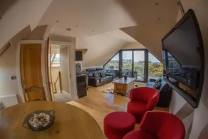 Fairmount Coast Lodge - Image 2