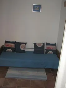 Apartment Tomato - Image 5