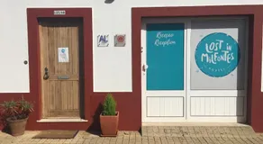 Get Lost In Milfontes Hostel - Image 2