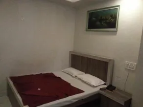 Hotel Pleasure Palace - Image 5