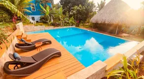MANURII Boutique Hotel - Image 5